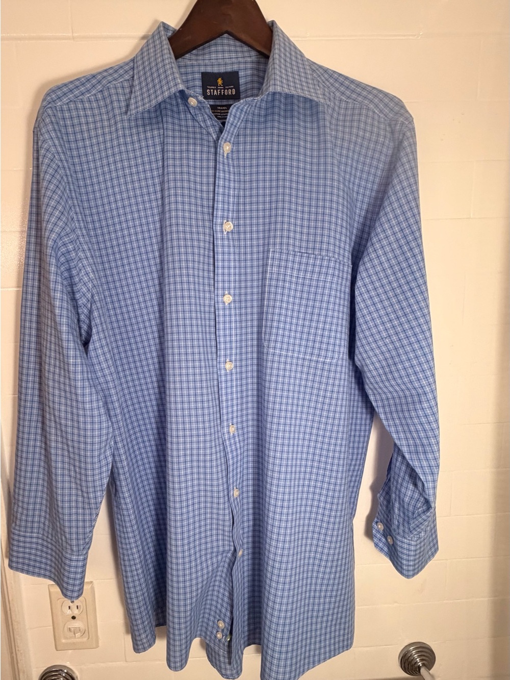 Stafford Travel Easy Care Blue Windowpane Dress Shirt 17 32/33 Cotton Blend